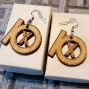 Juhlavuoden korvakorut